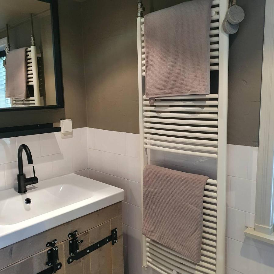Op Stolk Bed & Breakfast Stolwijk Bagian luar foto